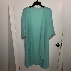 Lularoe Monroe kimono